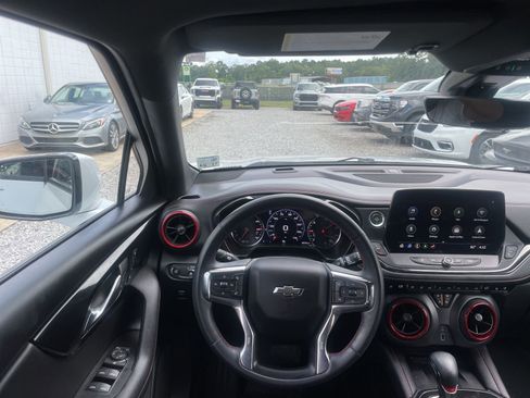 Used 2023 Chevrolet Blazer RS w/ Driver Confidence II Package FWD image 11