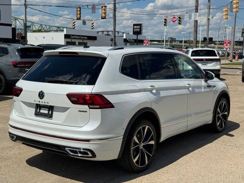 Used 2022 Volkswagen Tiguan SEL R-Line AWD/4WD image 6