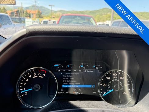 Used 2018 Ford F150 Platinum w/ Equipment Group 701A Luxury AWD/4WD image 15