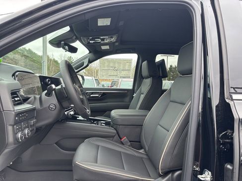 New 2026 Chevrolet Tahoe Premier image 9