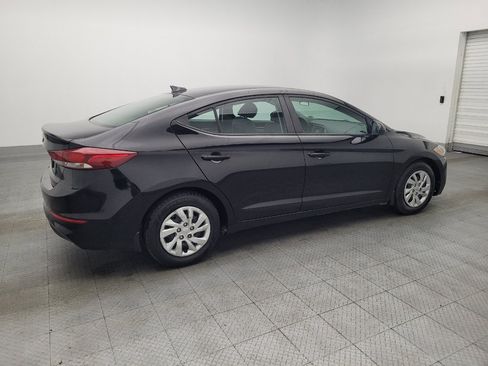 Used 2017 Hyundai Elantra SE image 10