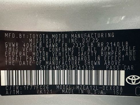 Used 2025 Toyota Corolla SE image 11