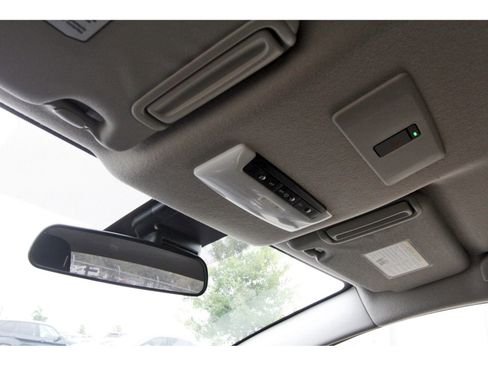 Certified 2025 Nissan Versa SR w/ Trunk Package image 23