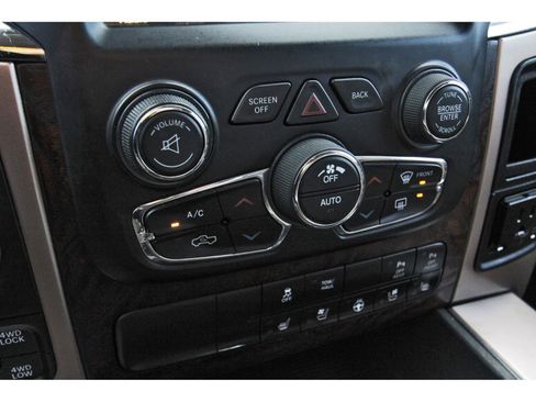 Used 2017 RAM 1500 Laramie Longhorn image 27