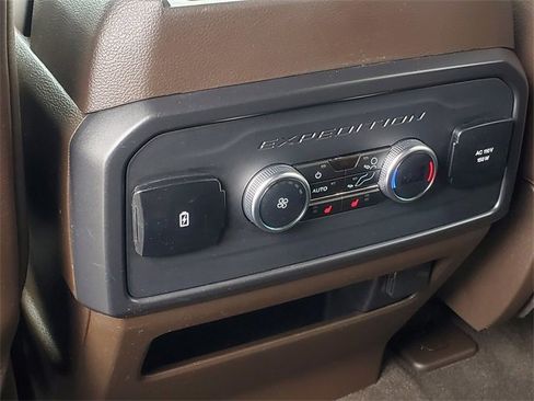 Used 2023 Ford Expedition Max King Ranch image 32