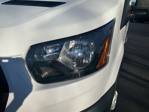 New 2026 Ford Transit 250 Low Roof AWD image 9