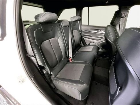 New 2026 Jeep Grand Cherokee Laredo X AWD/4WD image 11