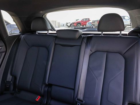 Used 2025 Audi Q3 2.0T Premium Plus w/ Premium Plus Package image 25