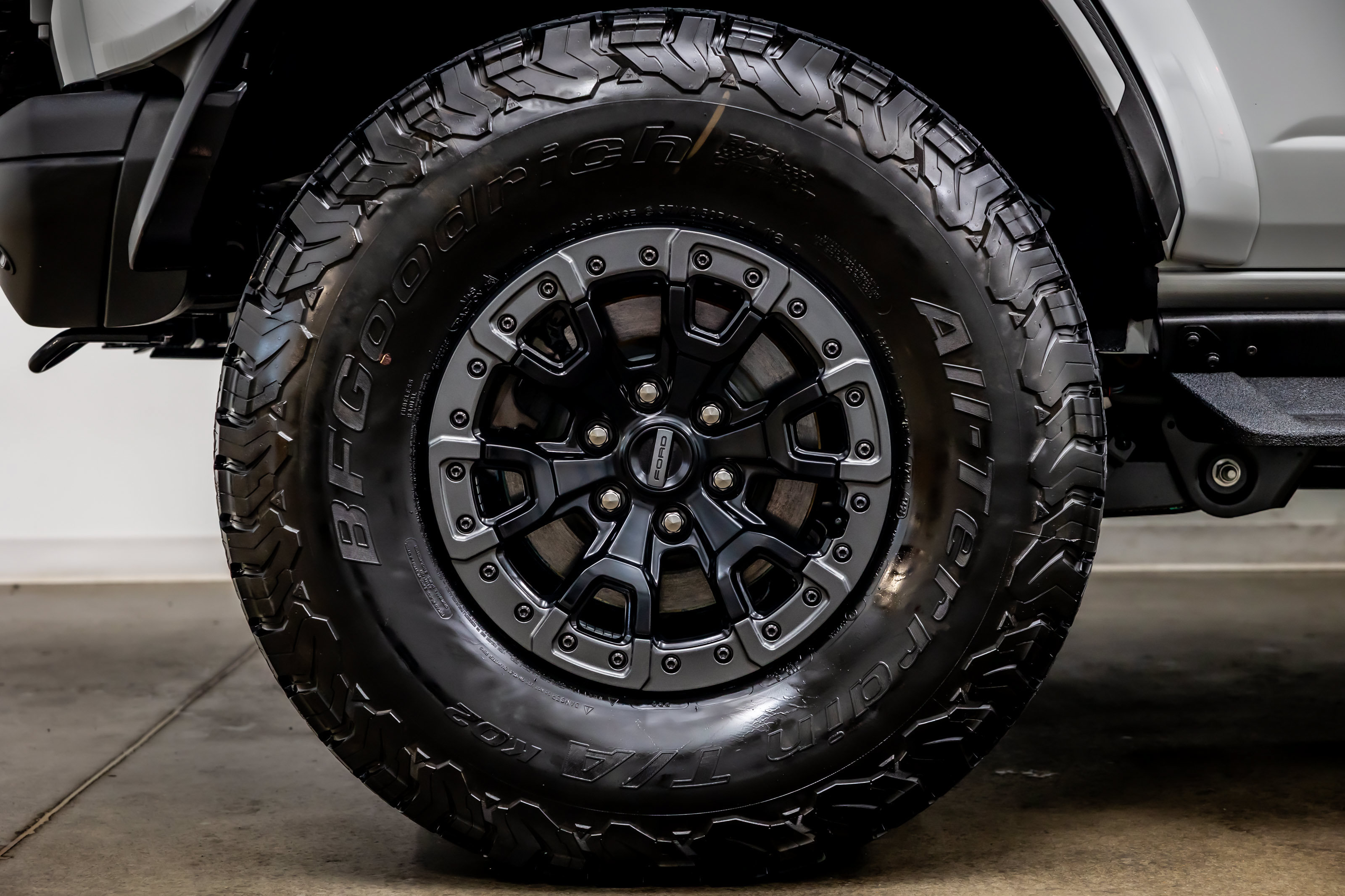 Used 2026 Ford Bronco Raptor w/ Interior Carbon Fiber Pack AWD/4WD image 40