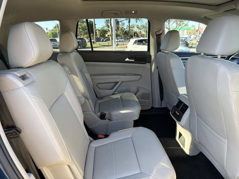 Used 2022 Volkswagen Atlas SE w/ Panoramic Sunroof Package image 29