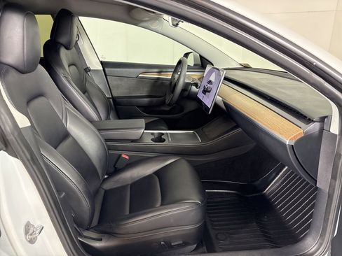 Used 2023 Tesla Model 3 Standard Range RWD image 14