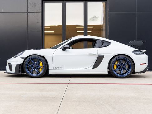 Used 2025 Porsche 718 Cayman GT4 RS image 2