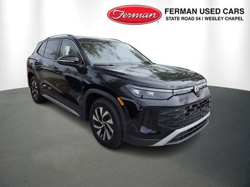 Used 2026 Volkswagen Tiguan S image 1