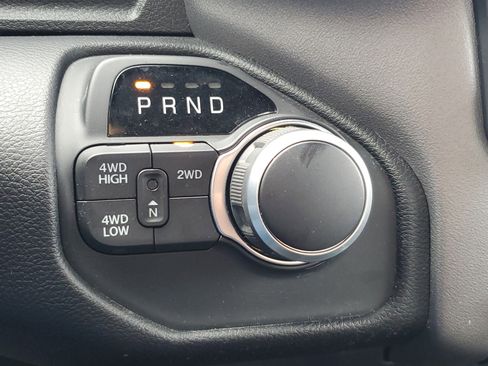 Used 2024 RAM 2500 Big Horn w/ Bed Utility Group image 19