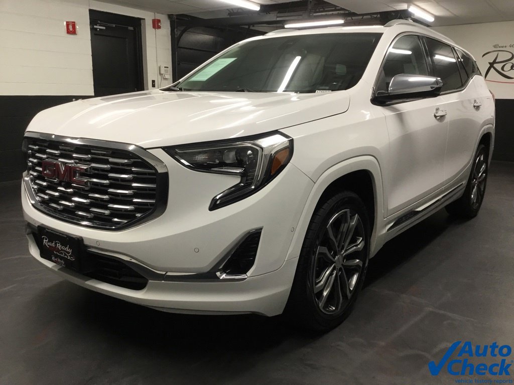 Used 2018 GMC Terrain Denali w/ Advanced Safety Package AWD/4WD image 5