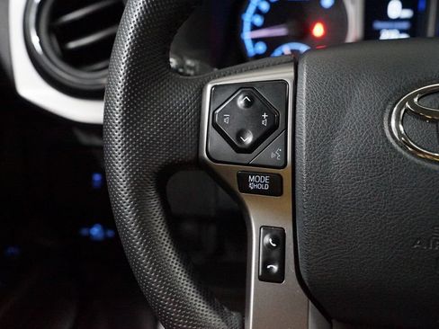 Used 2023 Toyota Tacoma SR5 RWD image 15