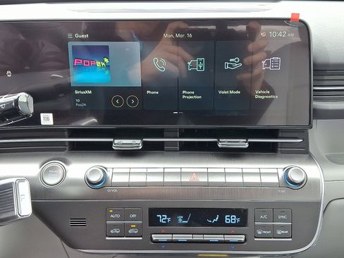 New 2026 Hyundai Kona SEL Premium AWD/4WD image 7