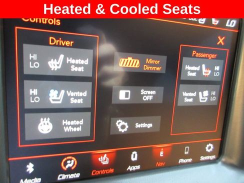 Used 2022 Dodge Charger Scat Pack RWD image 17
