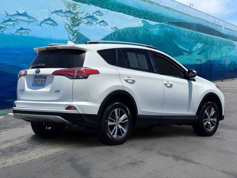 Used 2016 Toyota RAV4 XLE FWD image 4