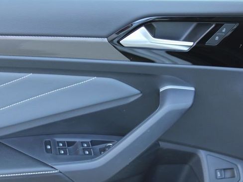 New 2026 Volkswagen Jetta SEL FWD image 11