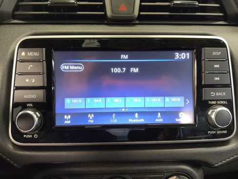 Used 2024 Nissan Versa S w/ Trunk Package FWD image 25