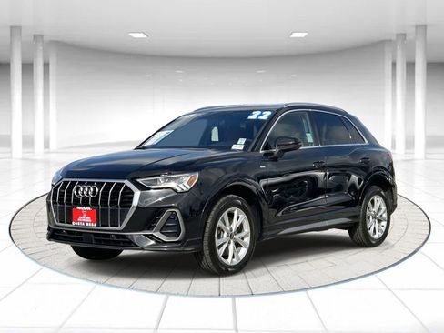 Used 2022 Audi Q3 2.0T Premium Plus AWD/4WD image 1