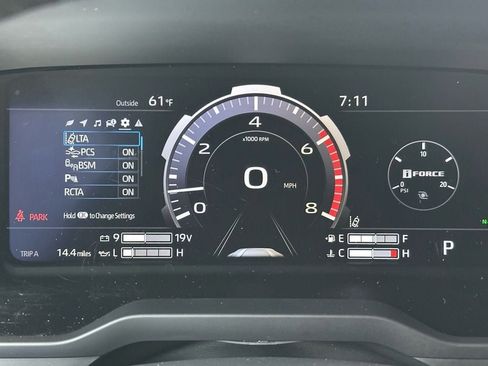 Used 2022 Toyota Tundra Platinum w/ Advanced Package image 24