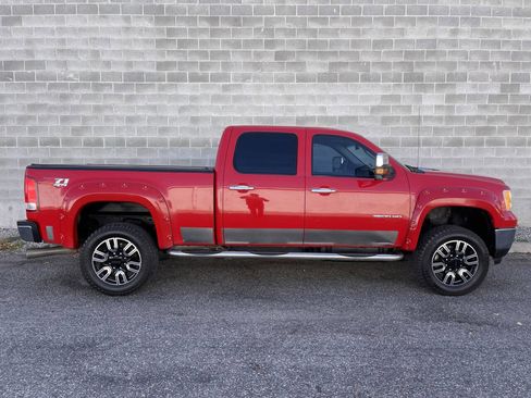 Used 2012 GMC Sierra 2500 SLT w/ SLT Convenience Package image 6