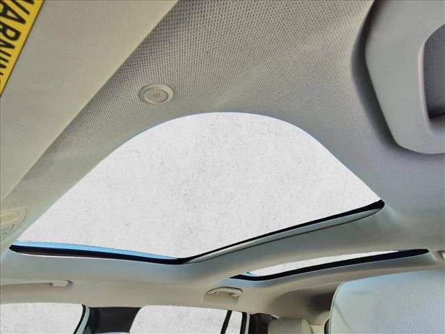 Used 2022 Mercedes-Benz GLB 250 image 21