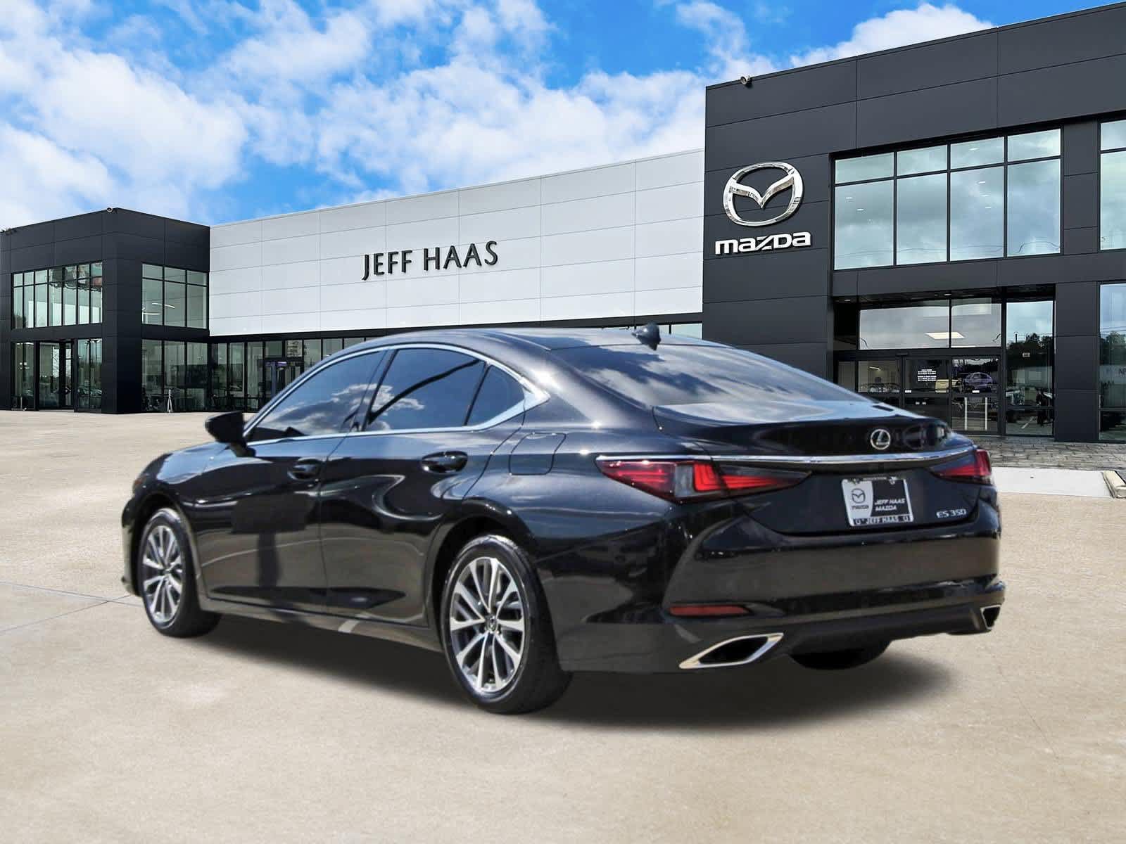 Used 2025 Lexus ES 350 w/ Accessory Package (Z1) FWD image 2