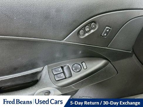 Used 2006 Chevrolet Corvette Coupe w/ Preferred Equipment Group RWD image 23