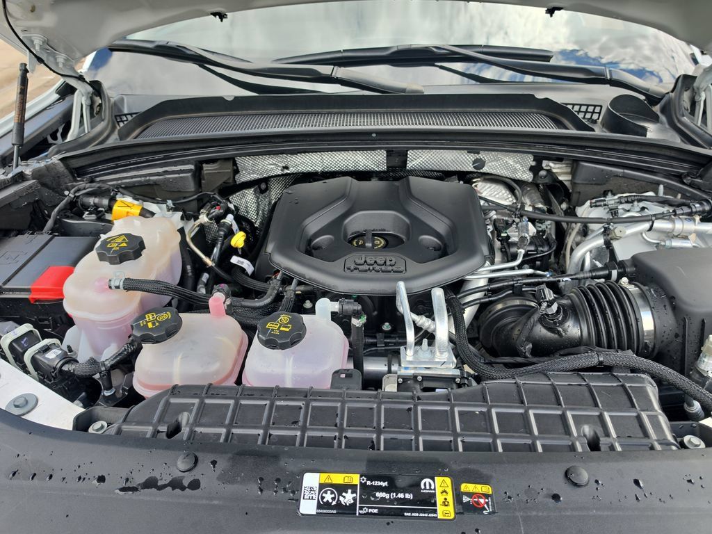 Used 2023 Jeep Grand Cherokee 4WD 4xe w/ Luxury Tech Group II image 24