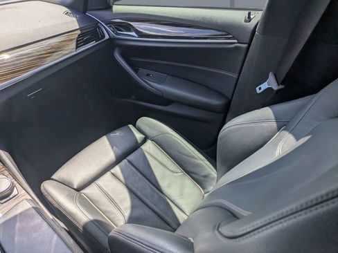 Used 2022 BMW 530i w/ M Sport Package RWD image 16