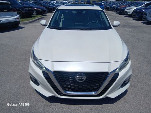 Used 2020 Nissan Altima 2.5 SV FWD image 3