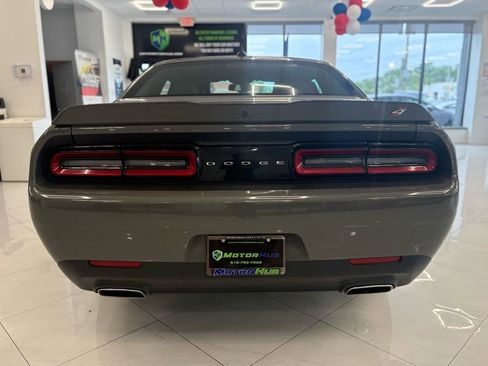 Used 2017 Dodge Challenger GT w/ Driver Convenience Group AWD/4WD image 11