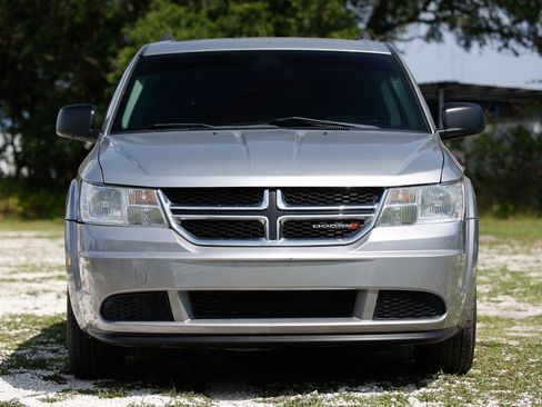 Used 2020 Dodge Journey SE FWD image 15