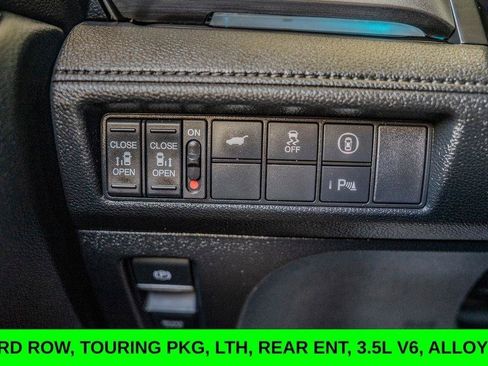 Used 2024 Honda Odyssey Touring image 36