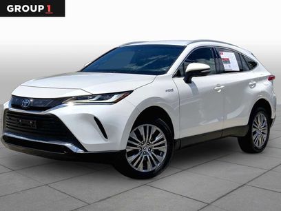 Used 2021 Toyota Venza XLE w/ Softex Package