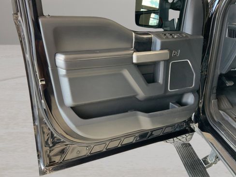 Used 2022 Ford F350 Platinum AWD/4WD image 14