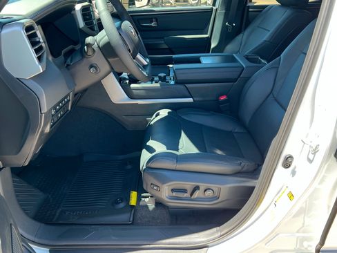 New 2026 Toyota Tundra Platinum AWD/4WD image 17