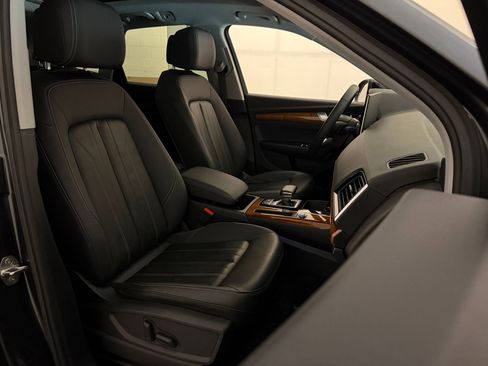 Used 2023 Audi Q5 2.0T Premium w/ Convenience Package AWD/4WD image 34