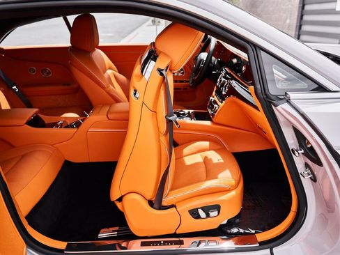 Used 2025 Rolls-Royce Spectre w/ Spectre Launch Package AWD/4WD image 43