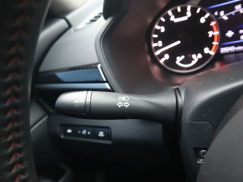 Used 2024 Nissan Altima 2.5 SR w/ SR Premium Package image 23