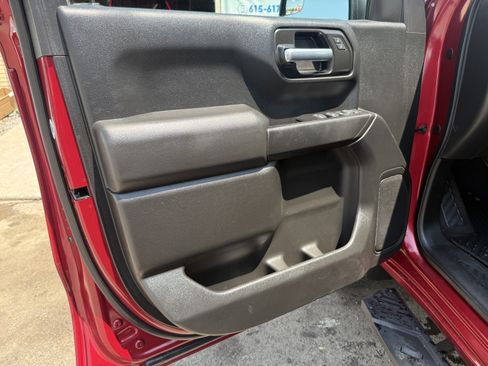 Used 2020 Chevrolet Silverado 1500 Custom Trail Boss w/ Custom Convenience Package AWD/4WD image 17