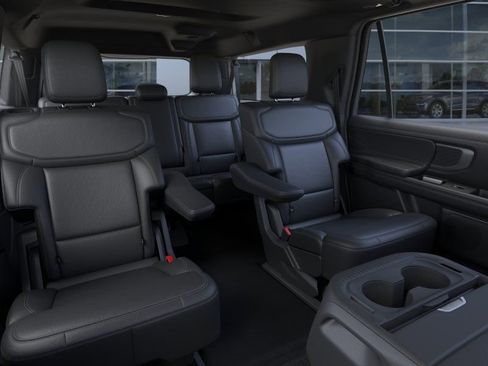 New 2026 Ford Expedition Max Platinum w/ Stealth Appearance Package AWD/4WD image 12
