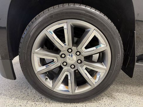 Used 2020 Chevrolet Tahoe LT w/ Max Trailering Package AWD/4WD image 10