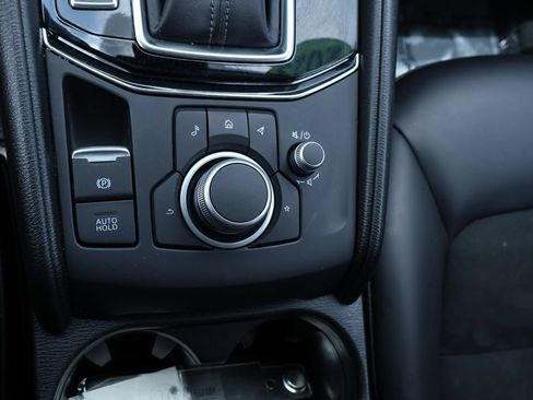 Used 2021 Nissan Rogue SV AWD/4WD image 32
