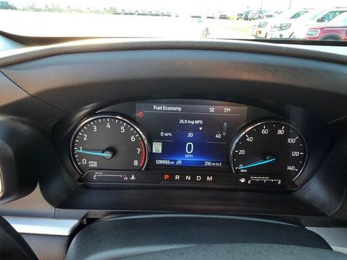 Used 2021 Ford Explorer XLT w/ Equipment Group 202A AWD/4WD image 31