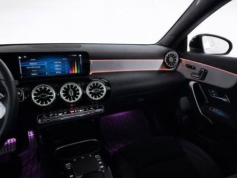 Used 2022 Mercedes-Benz CLA 35 AMG 4MATIC image 26