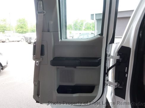 Used 2019 Ford F250 XL w/ Power Equipment Group AWD/4WD image 21